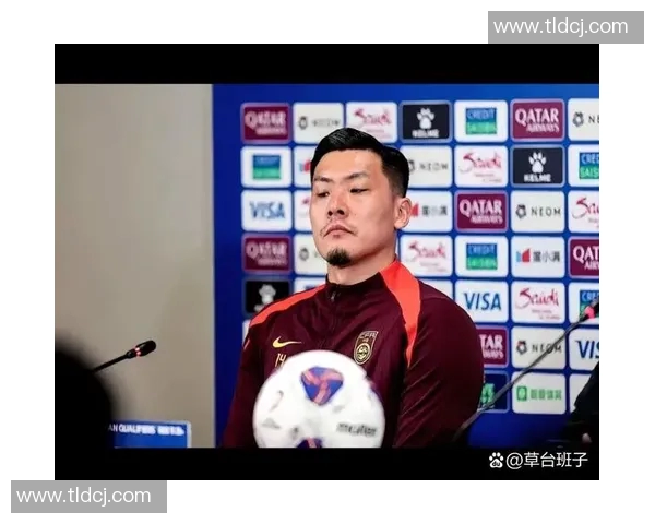 热议！37岁王大雷被讽最差守门员 愤怒回怼网友 疑似侮辱攻击对方